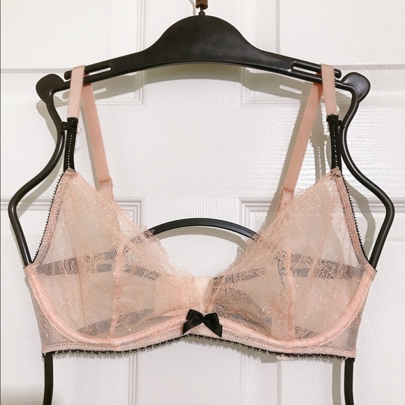🔥ON SALE🔥2/$33🔥 💖Victoria Secret Very Sexy Unlined Plunge - Picture 1 of 5